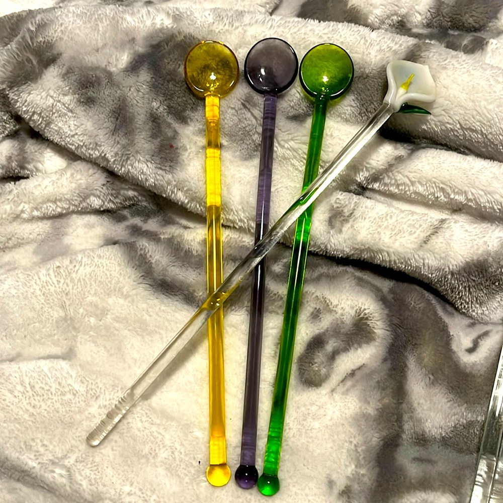 Vintage 4 blown glass drink stirrers